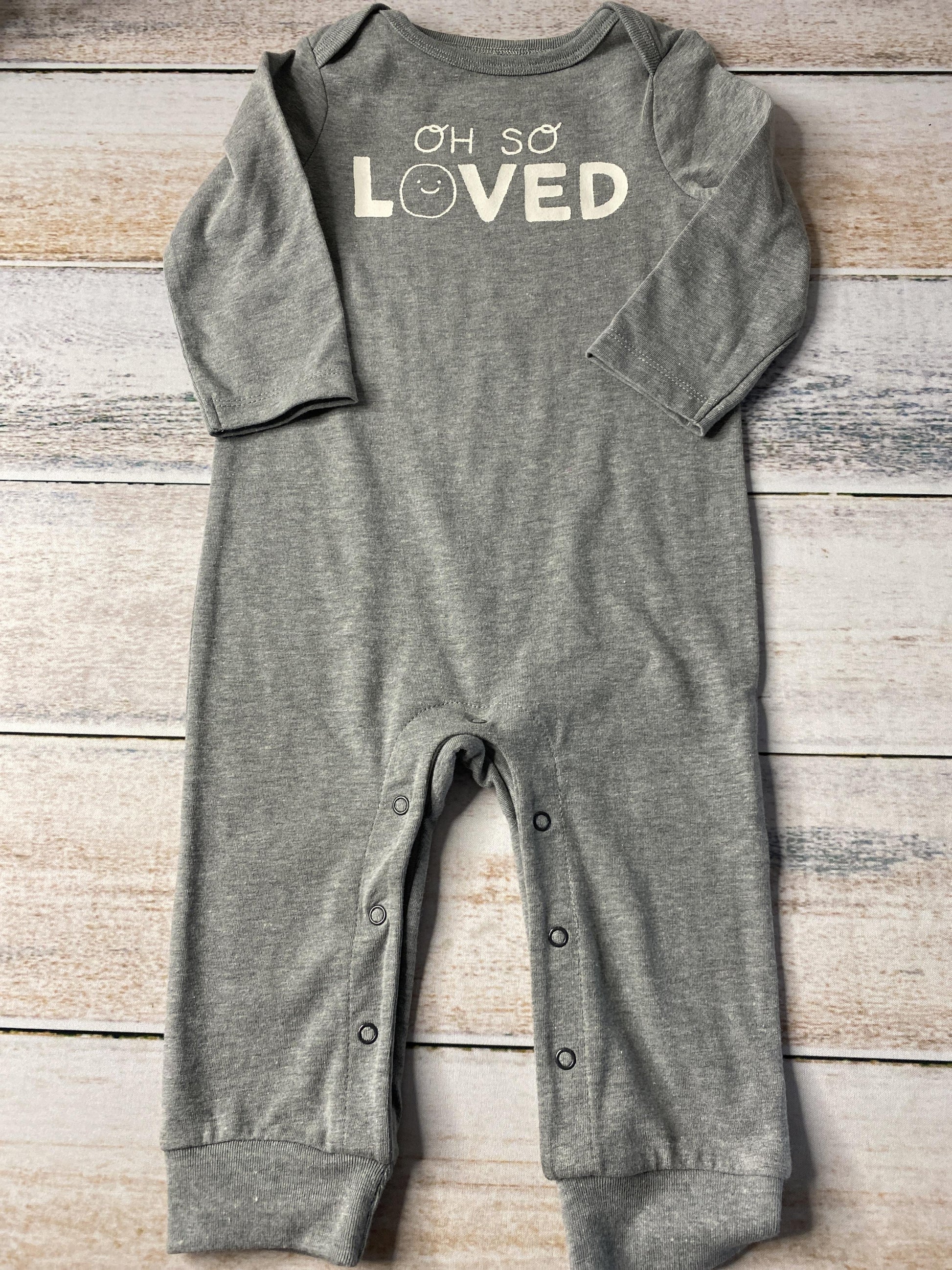 Cat & Jack Unisex Grey | Graphic Long Sleeve Outfit Size: 6-9 months Grey | Graphic