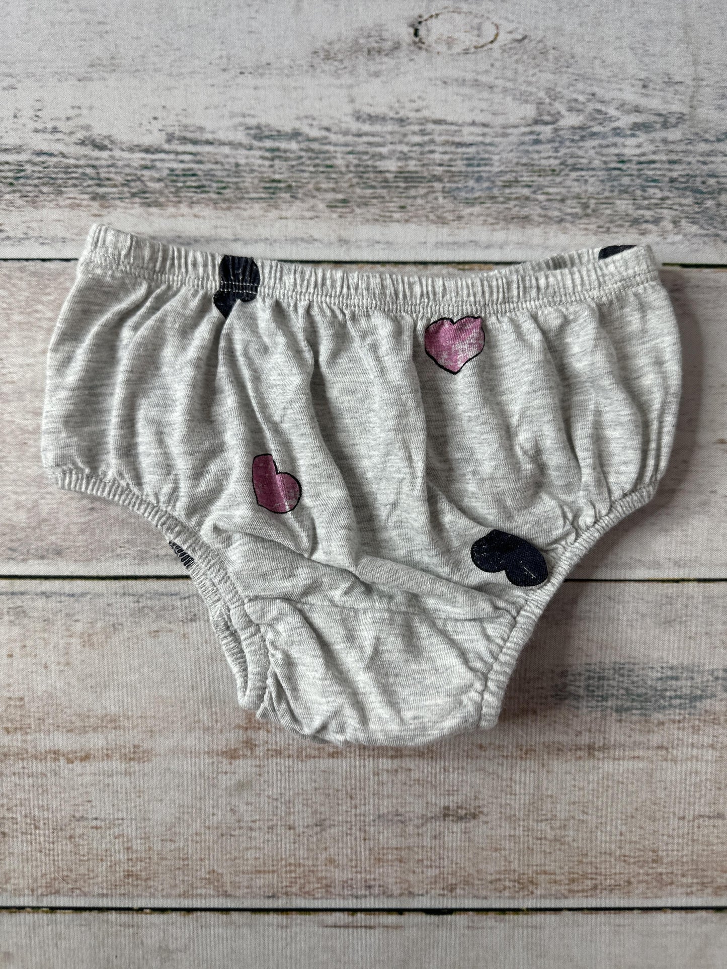 Splendid Girls Grey | Hearts Shirt Size: 12-18 months Grey | Hearts
