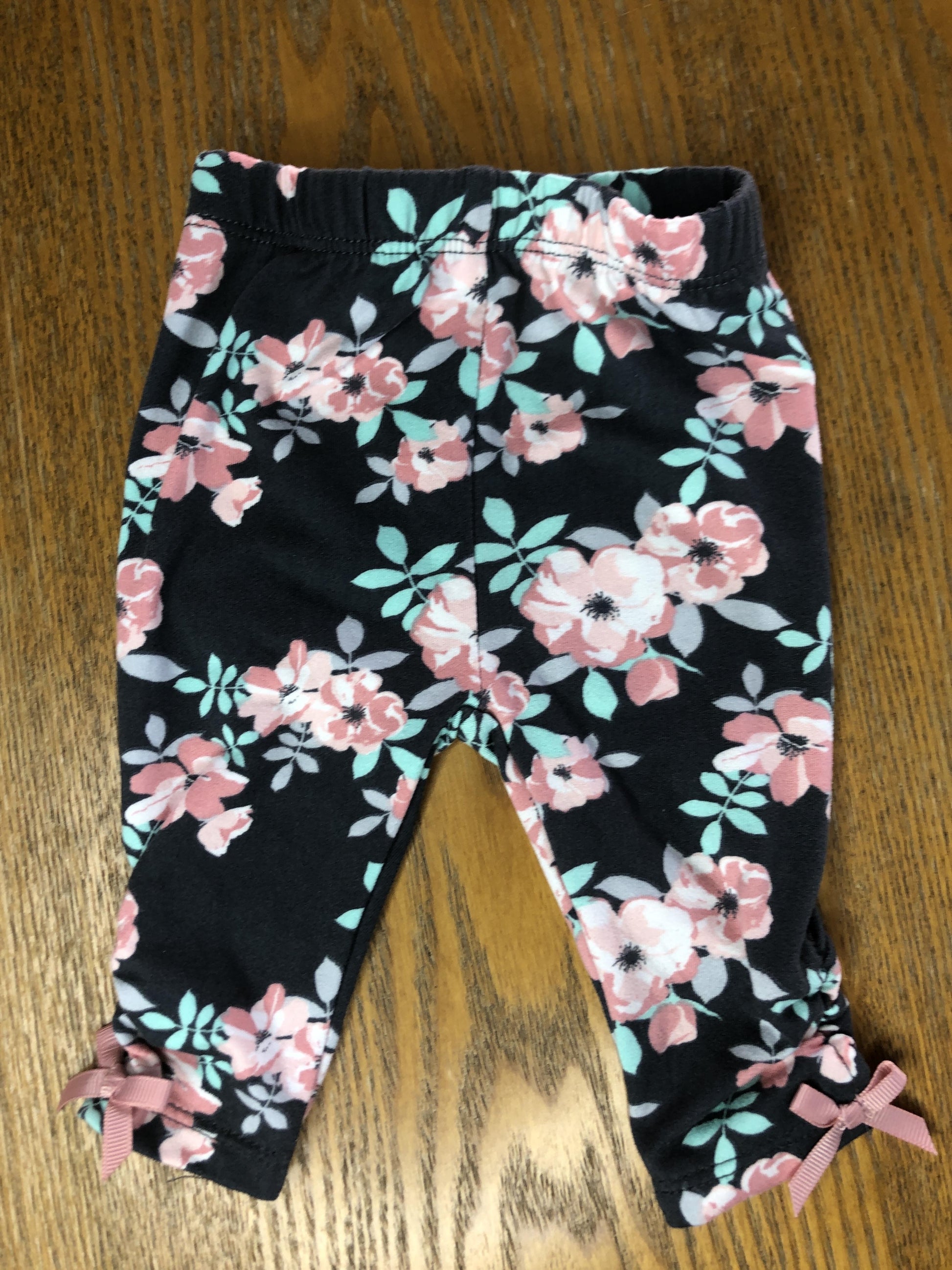 PL Baby Girls Grey | light green | pink Pants Size: 0-3 months Grey | light green | pink