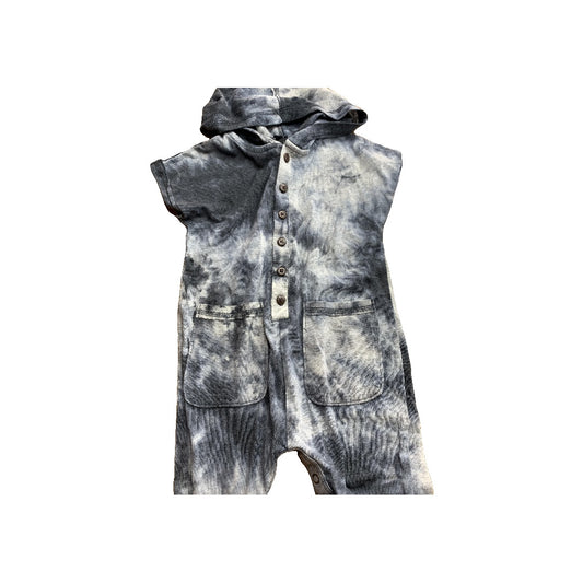 Art Class Unisex Grey | Navy Blue Romper Size: 12 months Grey | Navy Blue
