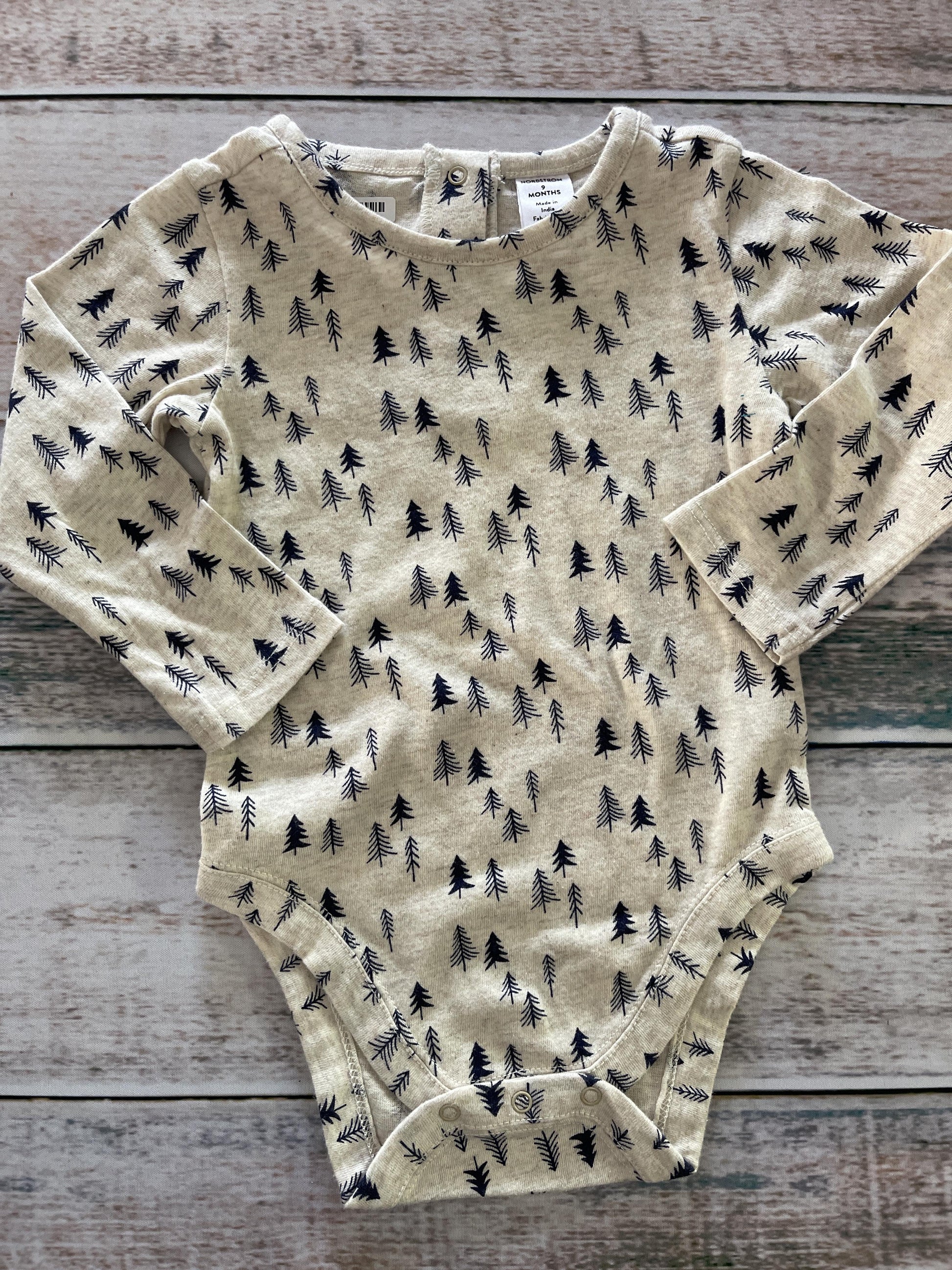 Nordstrom Unisex Grey | Navy Blue Onesie Size: 9 months Grey | Navy Blue