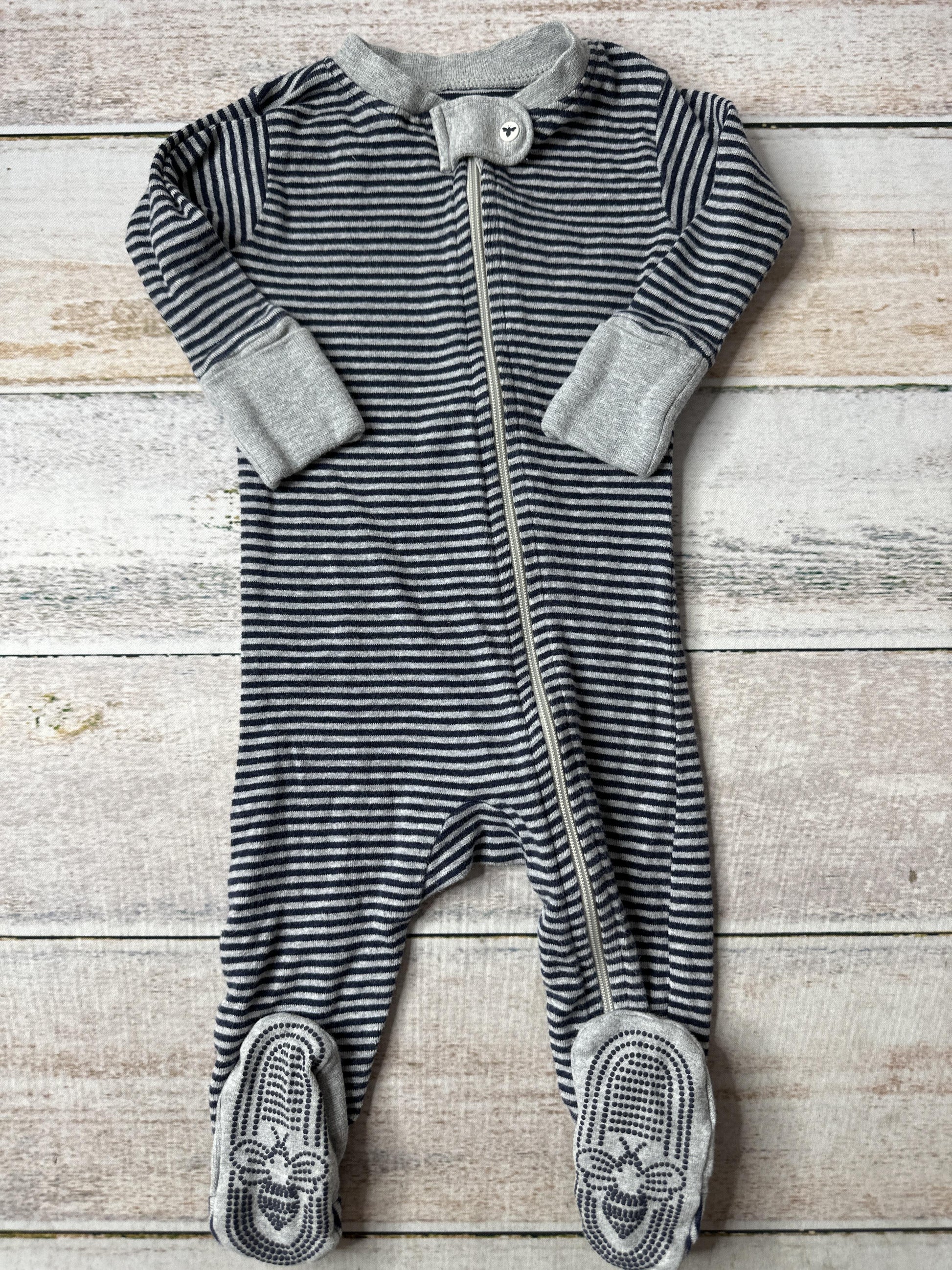 Burt's Bees Boys Grey | Navy Blue Long Sleeve Outfit Size: 0-3 months Grey | Navy Blue