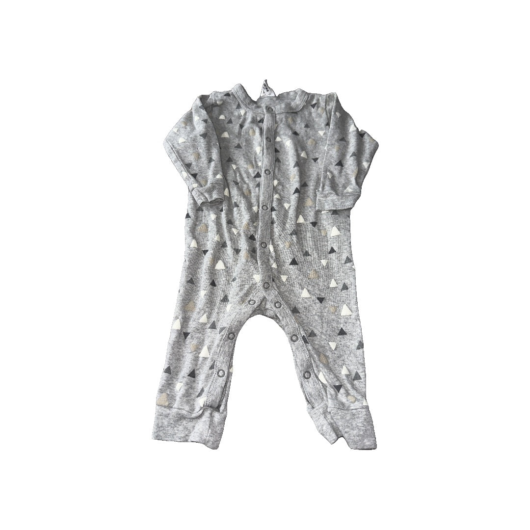 Modern Moments Unisex Grey | Pattern Long Sleeve Outfit Size: 3-6 months Grey | Pattern