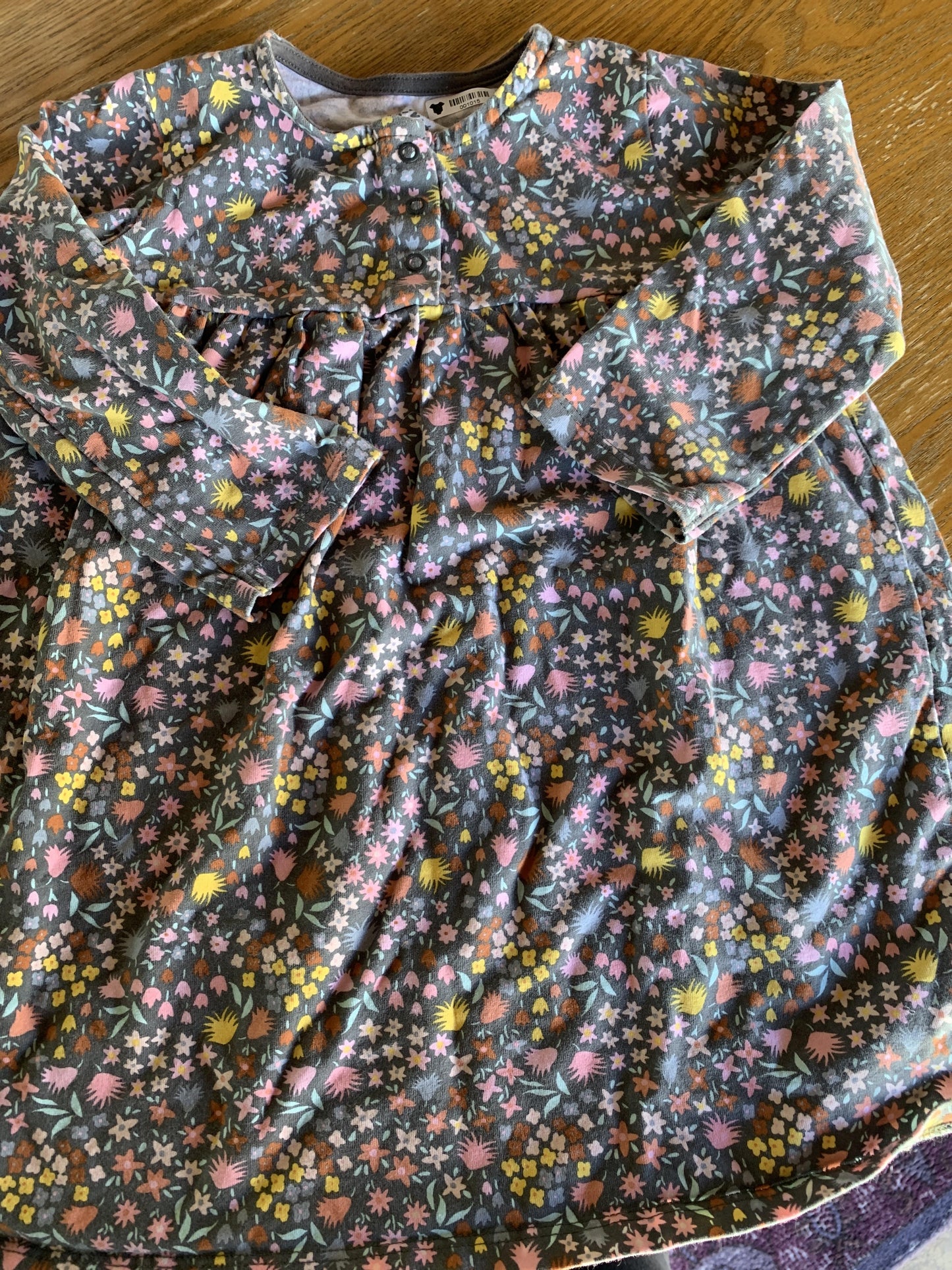 Cotton:on Kids Girls Grey | Pink floral Dress Size: 18-24 months Grey | Pink floral