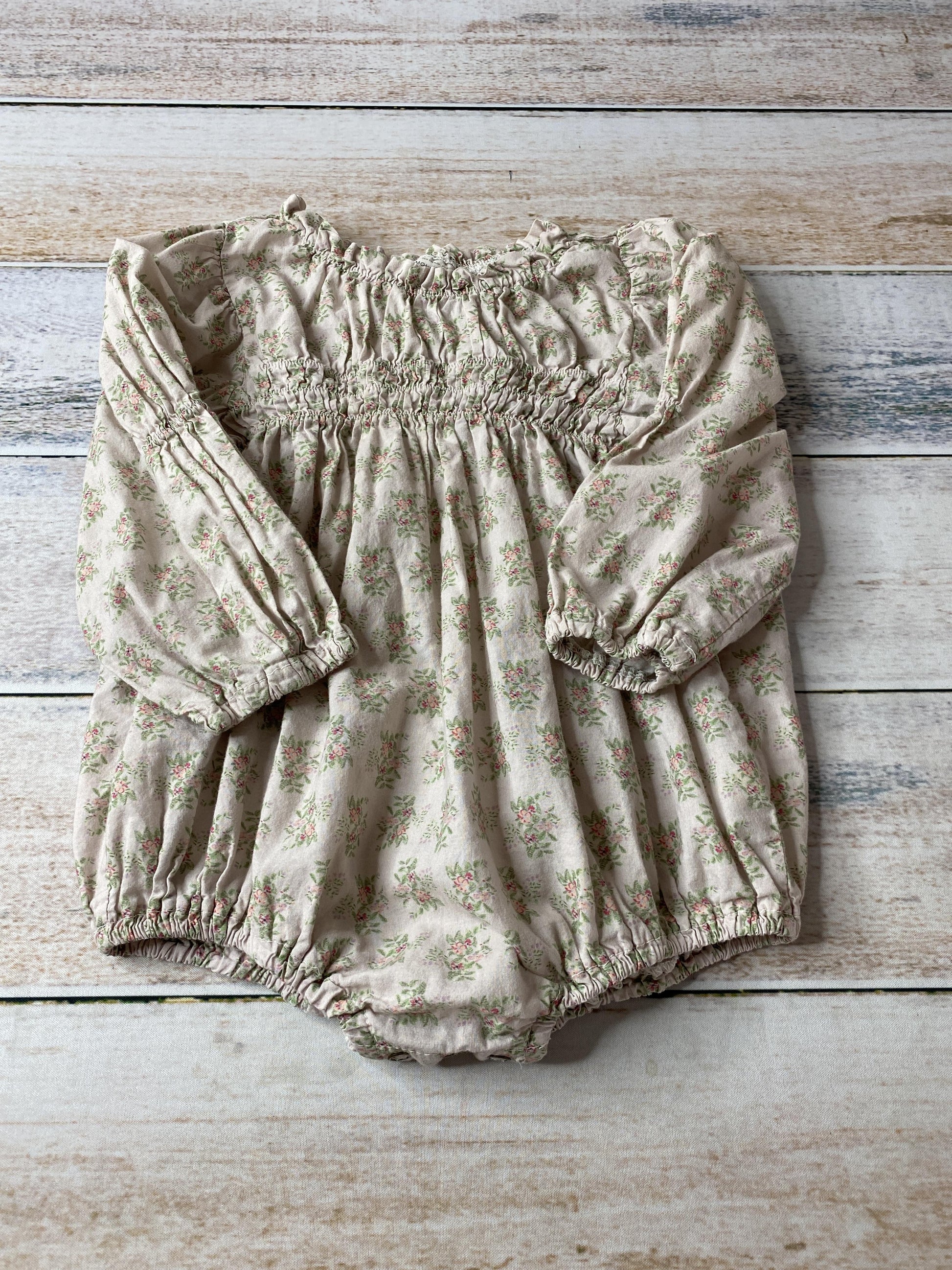 Monbebe Girls Grey | Pink floral Long Sleeve Outfit Size: 12-24 months Grey | Pink floral