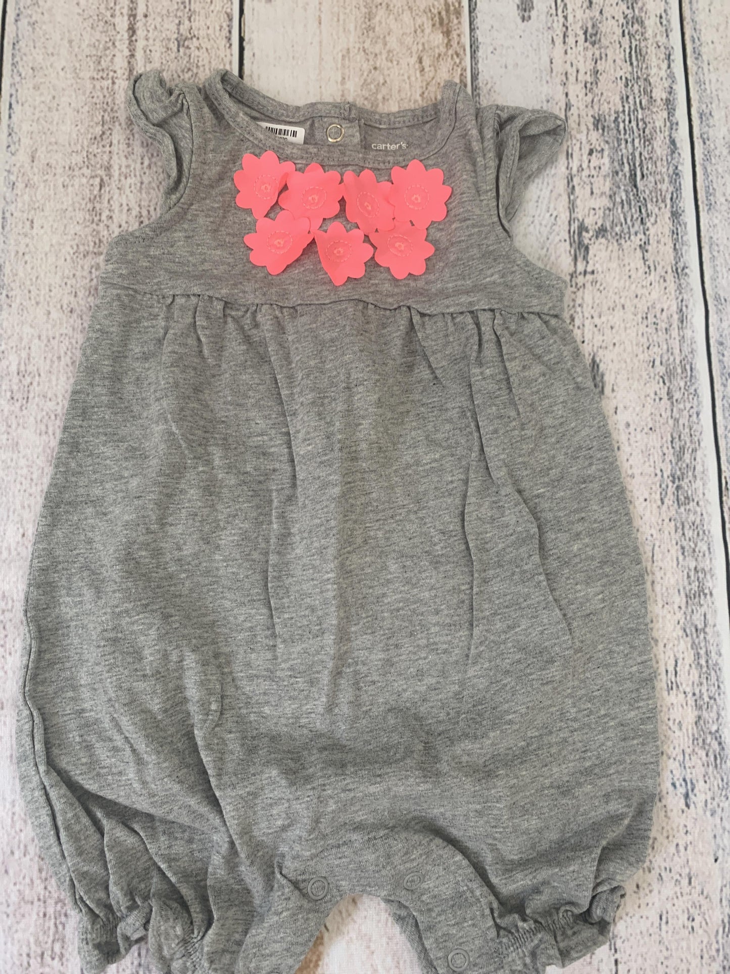 Carters Girls Grey | pink Romper Size: 12M Grey | pink
