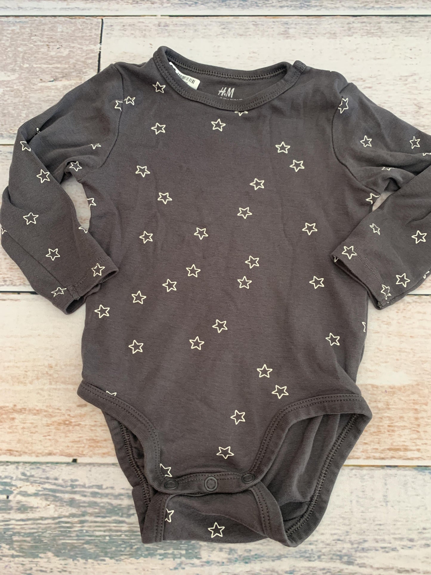 H&M Unisex Grey | Stars Onesie Size: 9 months Grey | Stars