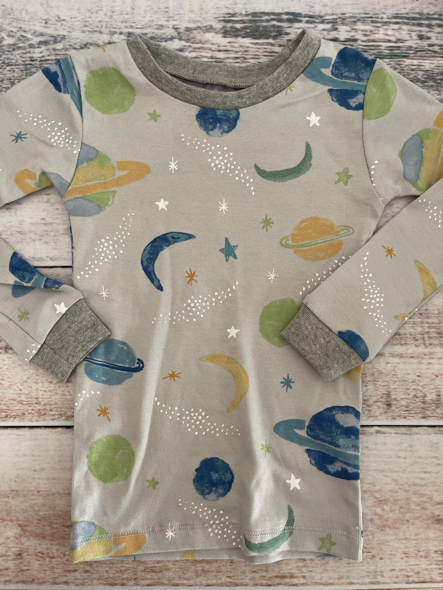 Burt's Bees Boys Grey | Stars Pajamas Size: 2T Grey | Stars