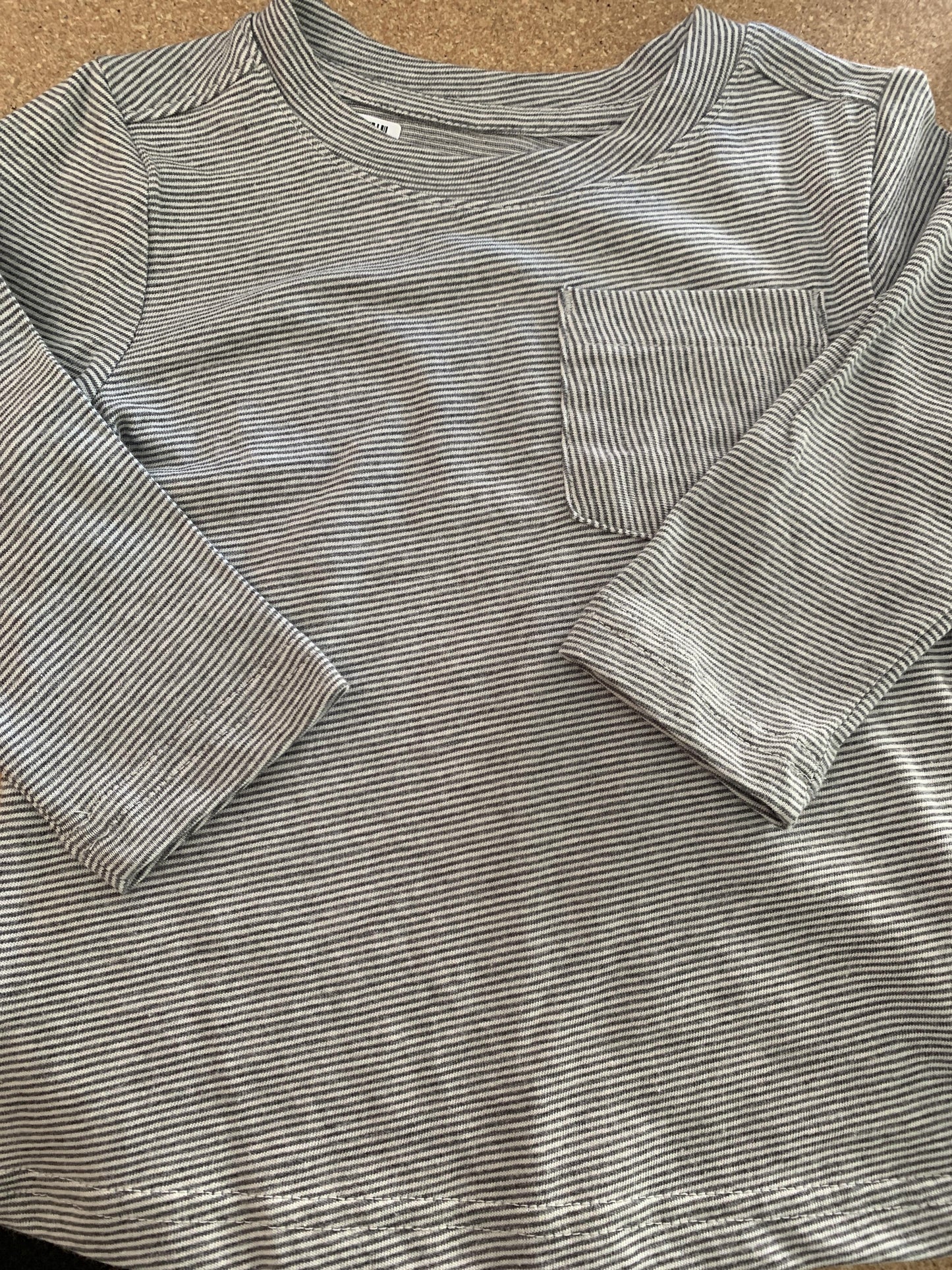 Cat & Jack Boys Grey | Stripe | Wool White Long Sleeve T-Shirt Size: 12M Grey | Stripe | Wool White