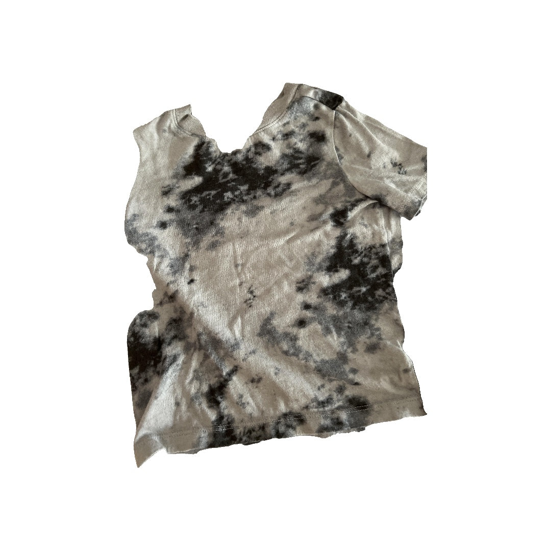 Old Navy Boys Grey | Tie Dye T-Shirt Size: 2T Grey | Tie Dye