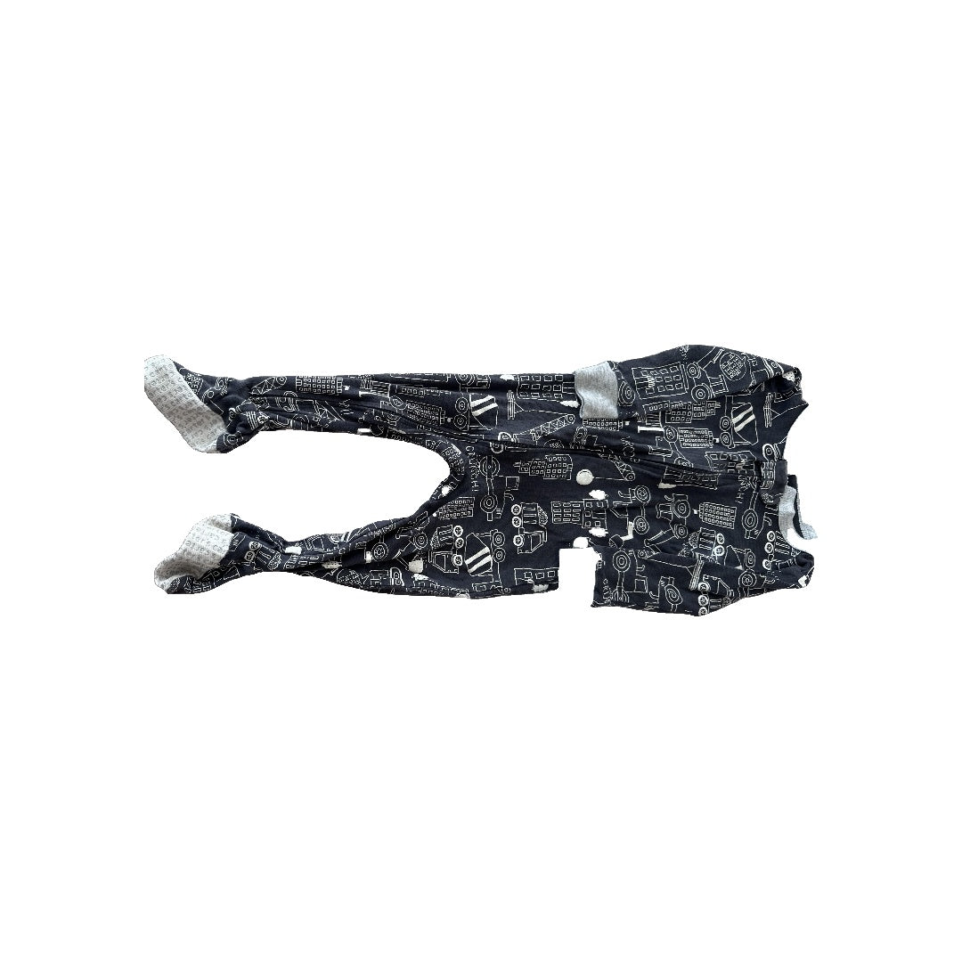 Carters Unisex Grey | Trucks Pajamas Size: 18 months Grey | Trucks