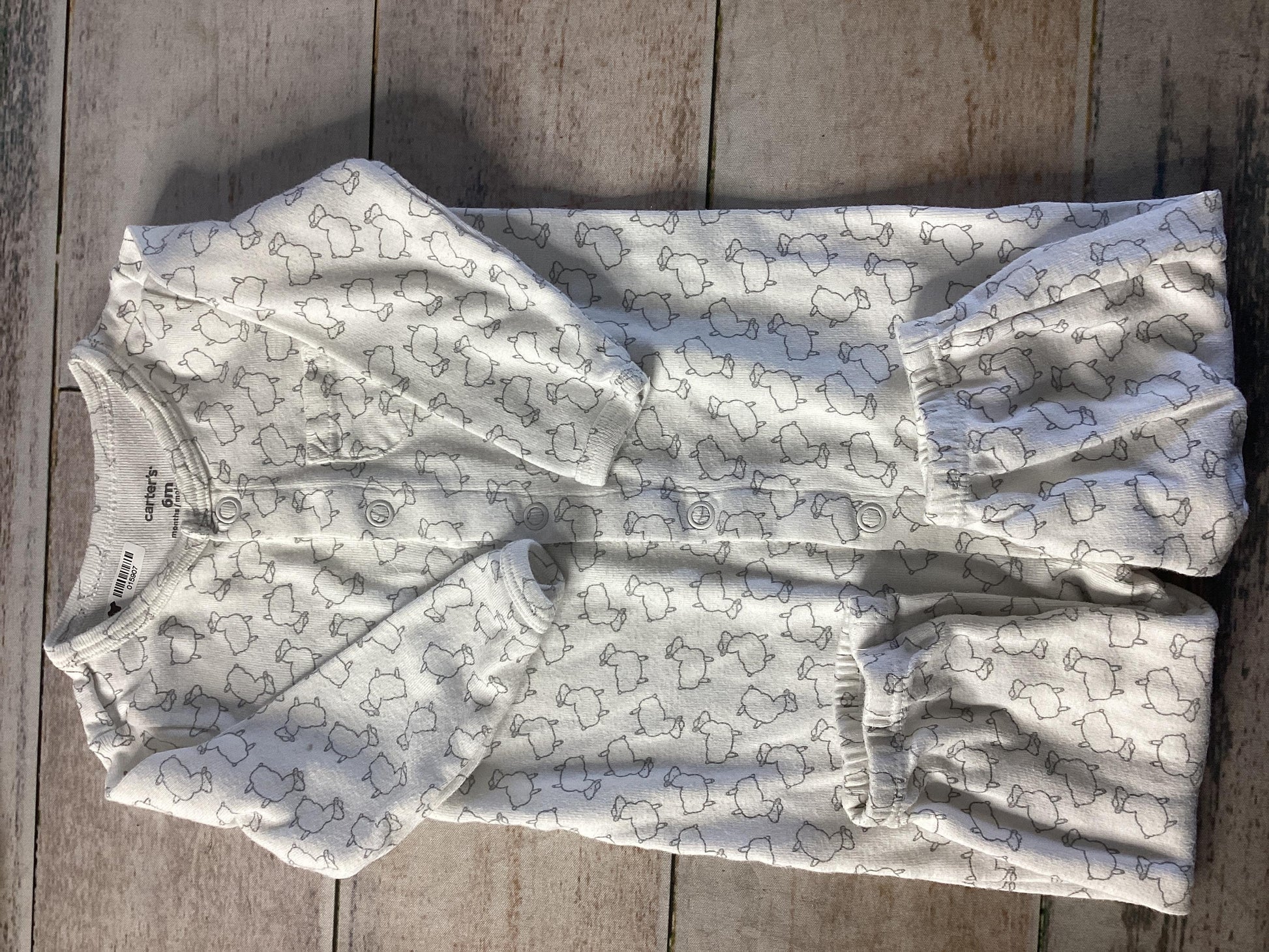 Carters Unisex Grey | White | animals 1-piece footed Pajamas Size: 3-6 months Grey | White | animals