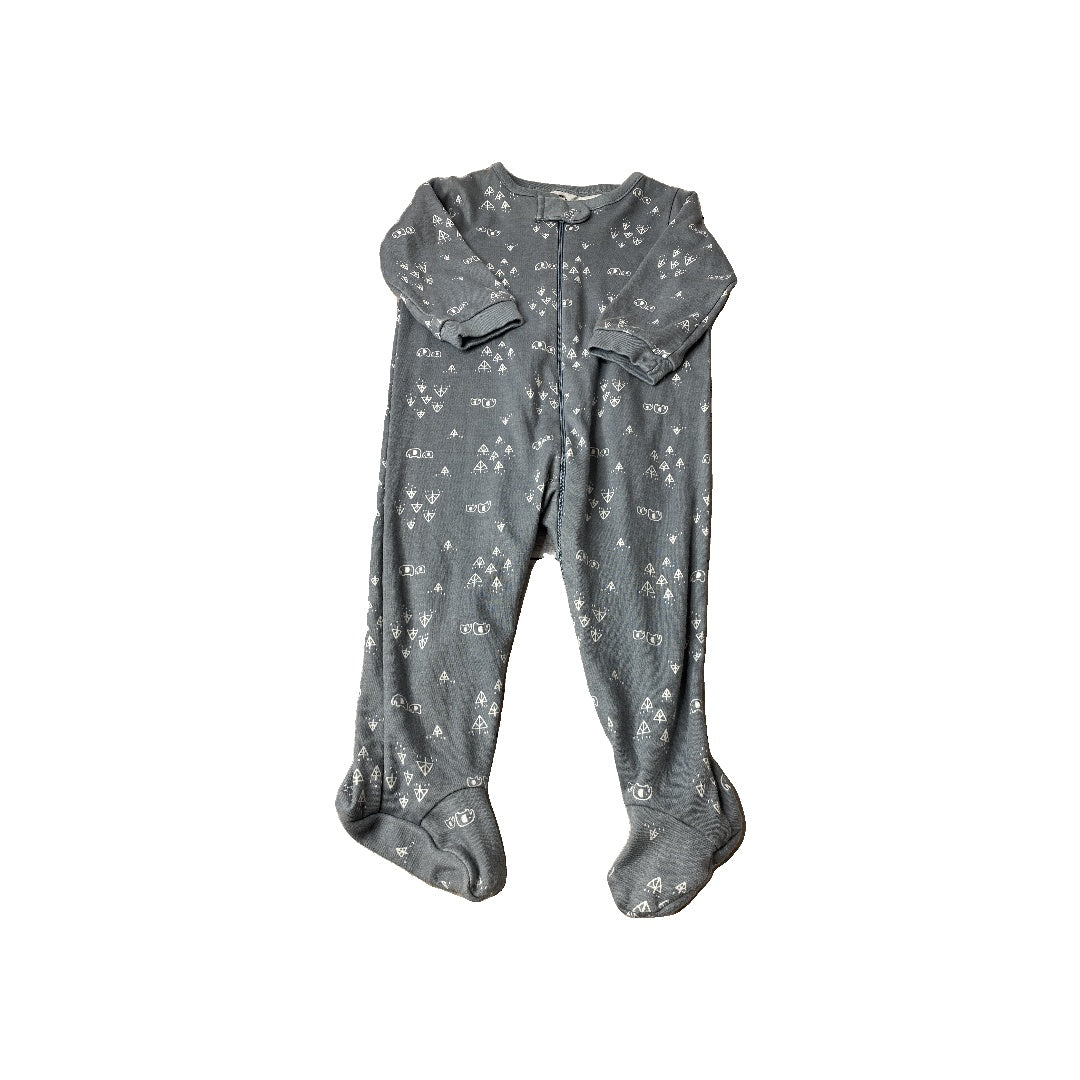 Gerber organic Unisex Grey | White | Geometric Pajamas Size: 6-9 months Grey | White | Geometric