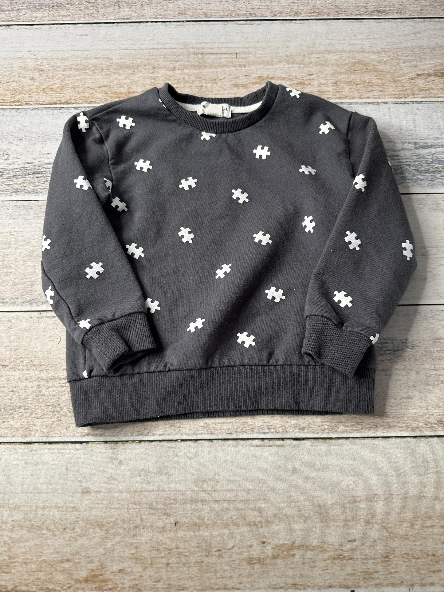 Miles Boys Grey | White | Pattern Sweatshirt Size: 2T Grey | White | Pattern