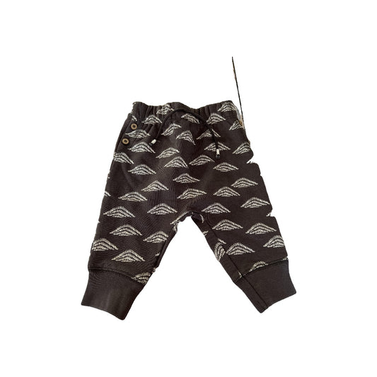Oliver & Rain Boys Grey | White | Pattern Pants Size: 6 months Grey | White | Pattern
