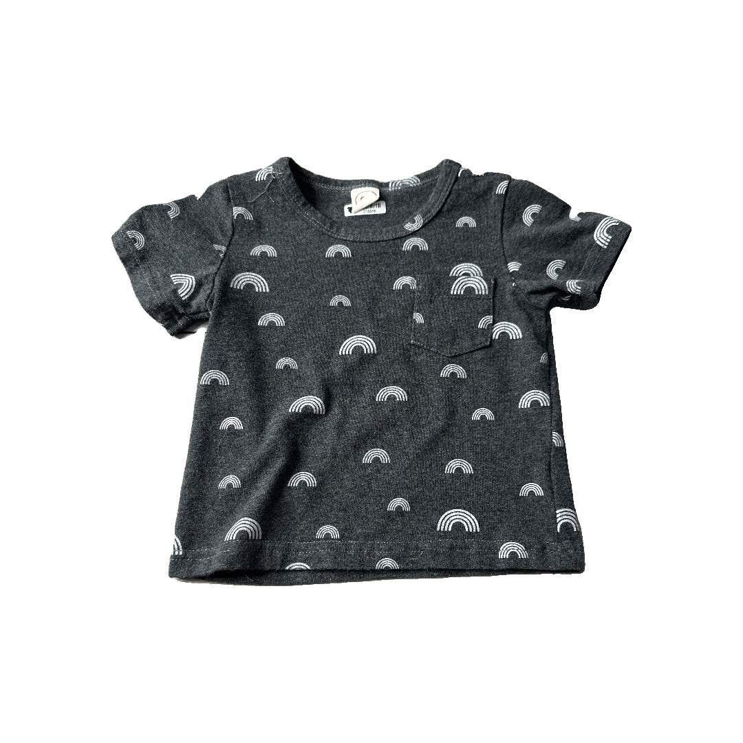 Unisex Grey | White | Rainbow T-Shirt Size: 12-18 months Grey | White | Rainbow