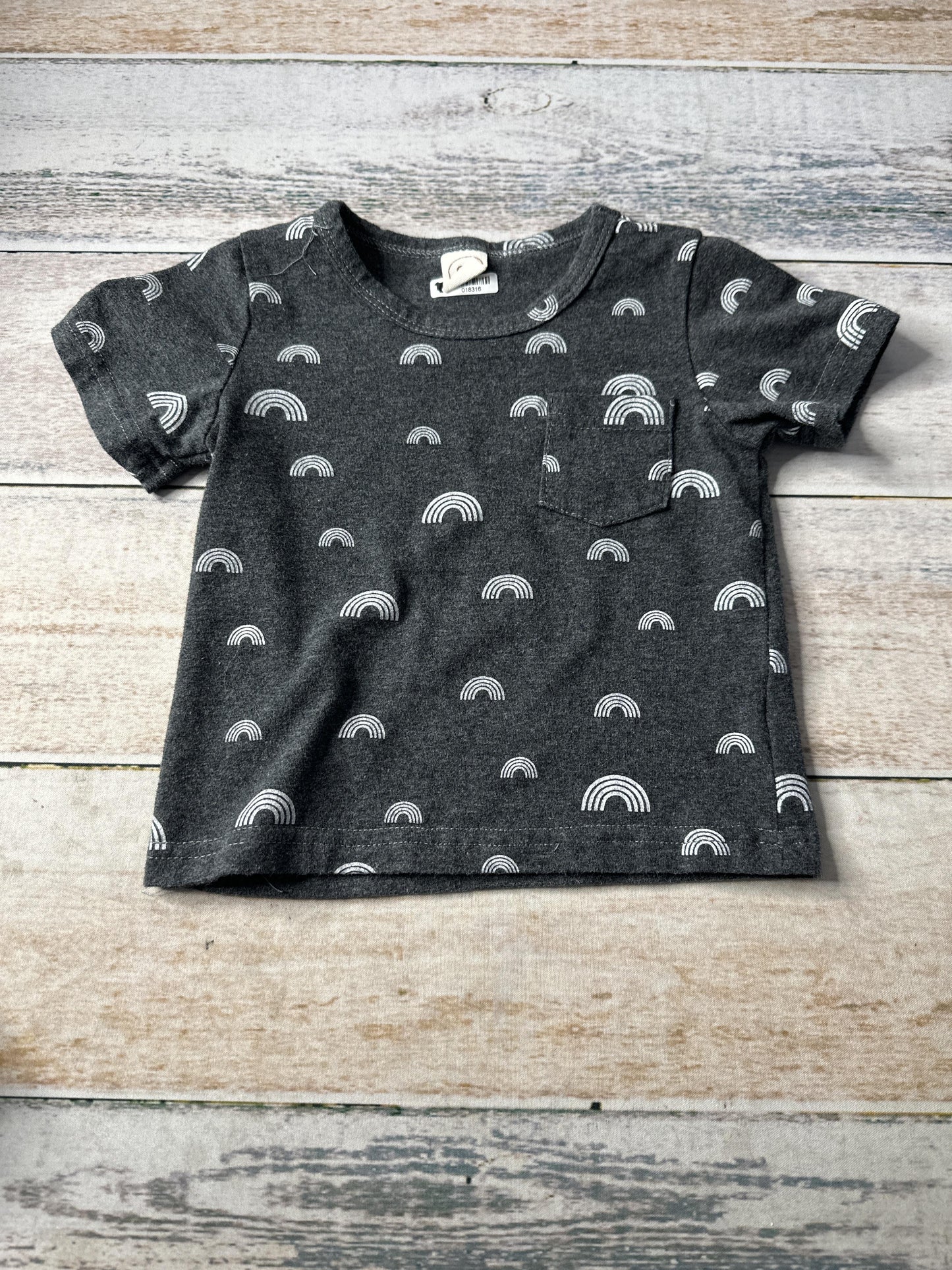 Unisex Grey | White | Rainbow T-Shirt Size: 12-18 months Grey | White | Rainbow
