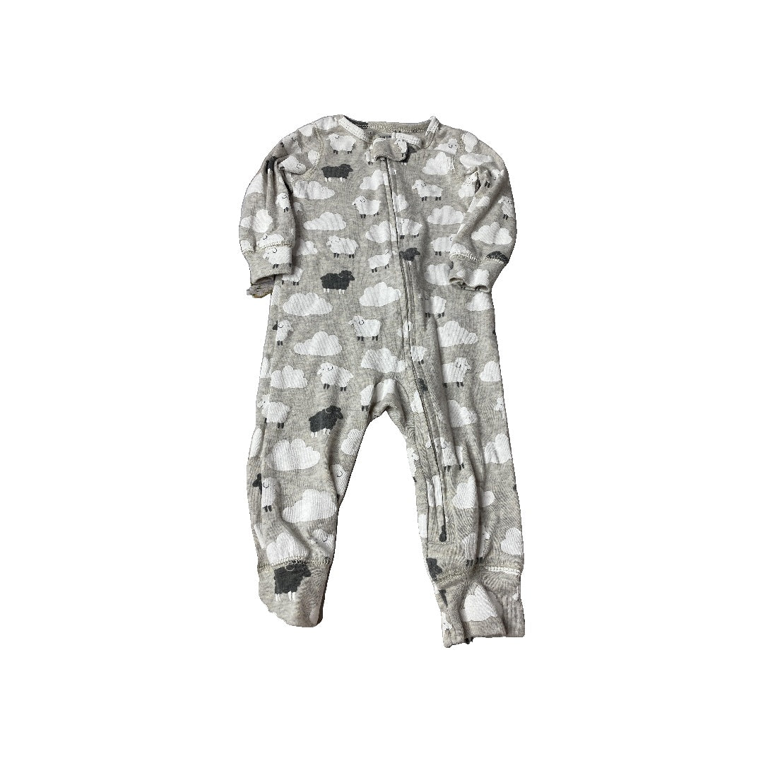 Carters Unisex Grey | White | sheep Pajamas Size: 6 months Grey | White | sheep