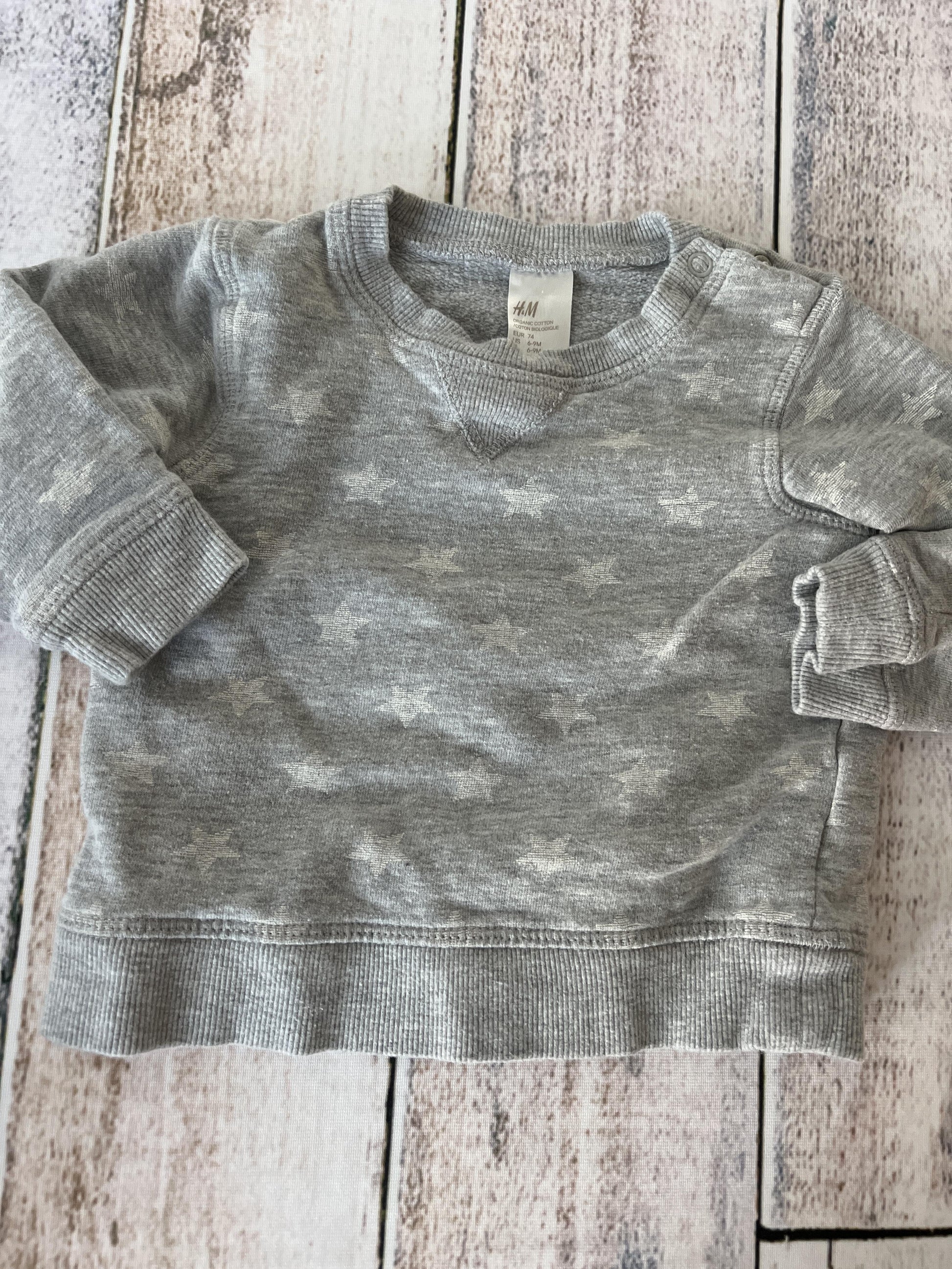 H&M Unisex Grey | White | Stars Sweatshirt Size: 6-9 months Grey | White | Stars