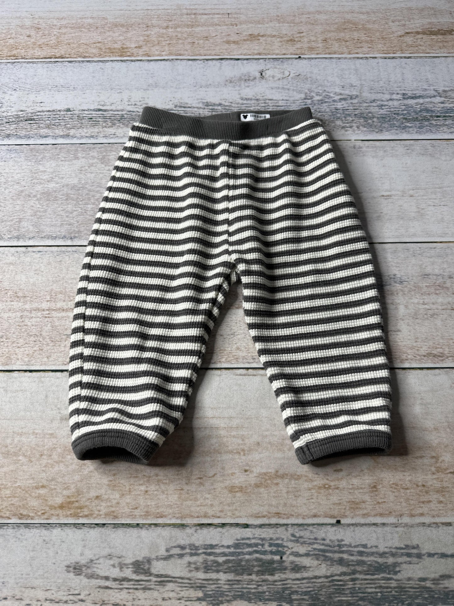 Quincy Mae Unisex Grey | White | Stripe Pants Size: 6-12 months Grey | White | Stripe