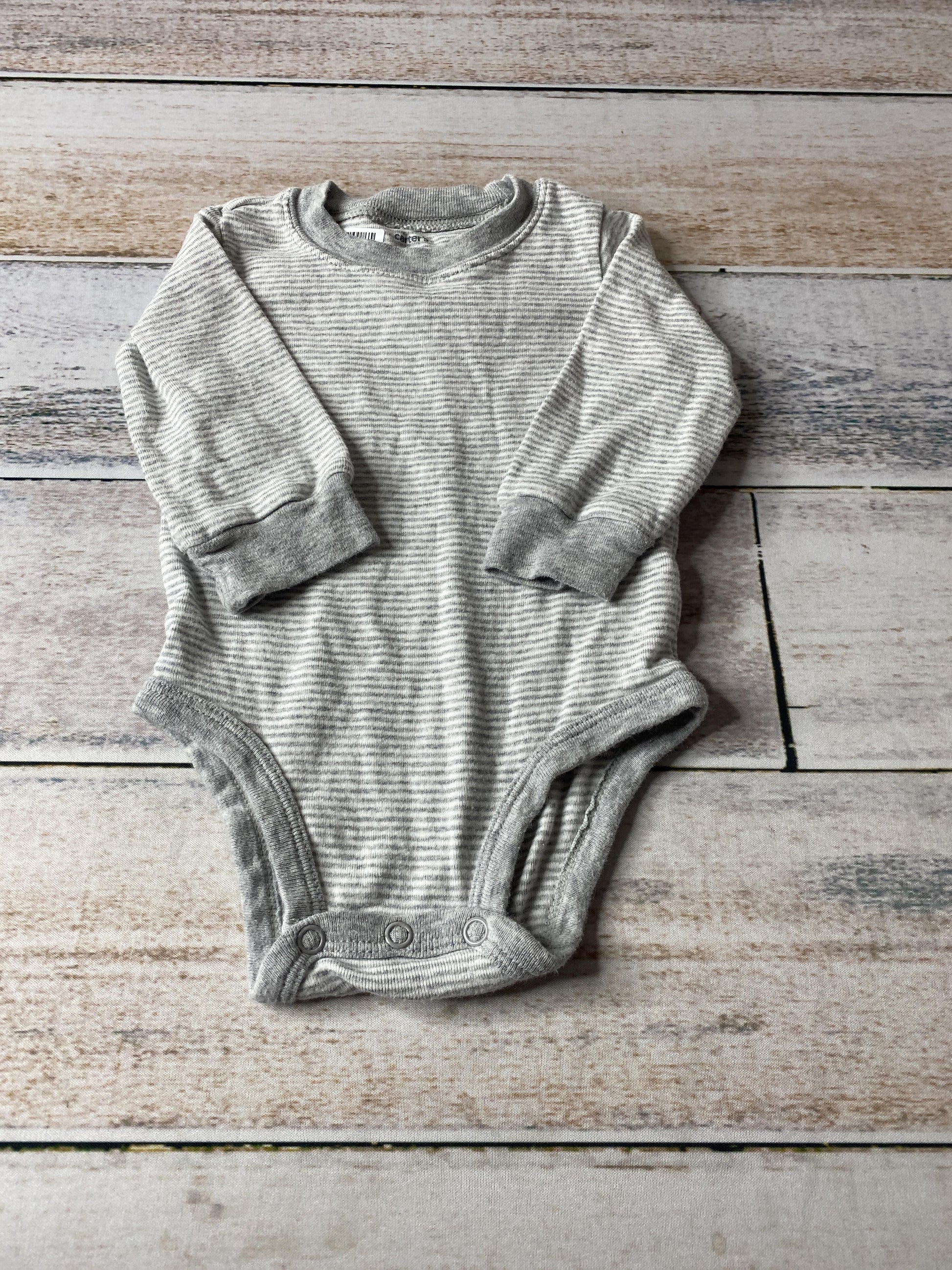 Carters Unisex Grey | White | Striped Onesie Size: 6 months Grey | White | Striped