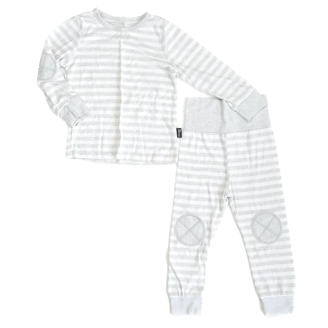 Yonaer Boys Grey | White Striped 2-piece Pajamas Size: 3T Grey | White Striped