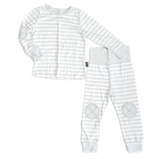 Yonaer Boys Grey | White Striped 2-piece Pajamas Size: 3T Grey | White Striped