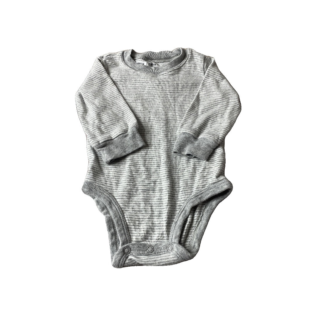 Carters Unisex Grey | White | Striped Onesie Size: 6 months Grey | White | Striped