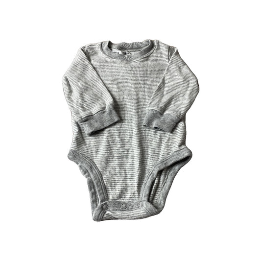 Carters Unisex Grey | White | Striped Onesie Size: 6 months Grey | White | Striped