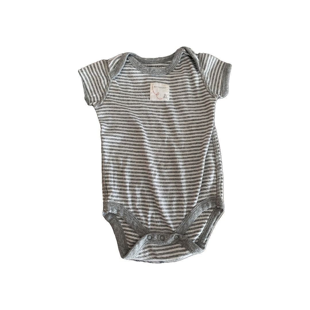 Burt's Bees Boys Grey | White | Striped Onesie Size: 3-6 months Grey | White | Striped