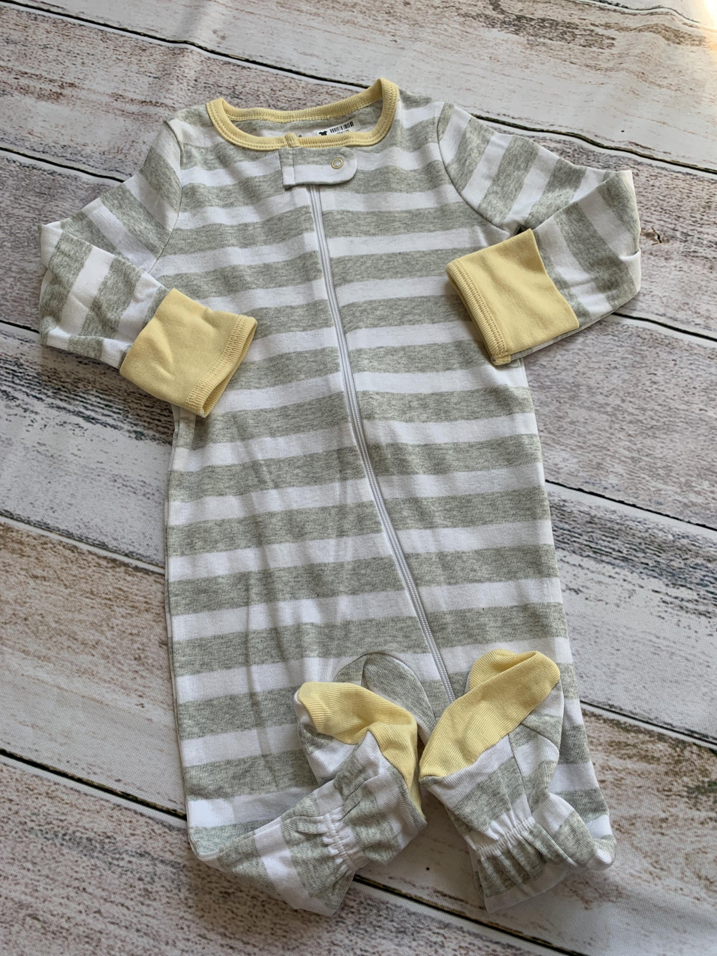 Cloud Island Boys Grey | White | Yellow | Stripe Pajamas Size: 6-9 months Grey | White | Yellow | Stripe