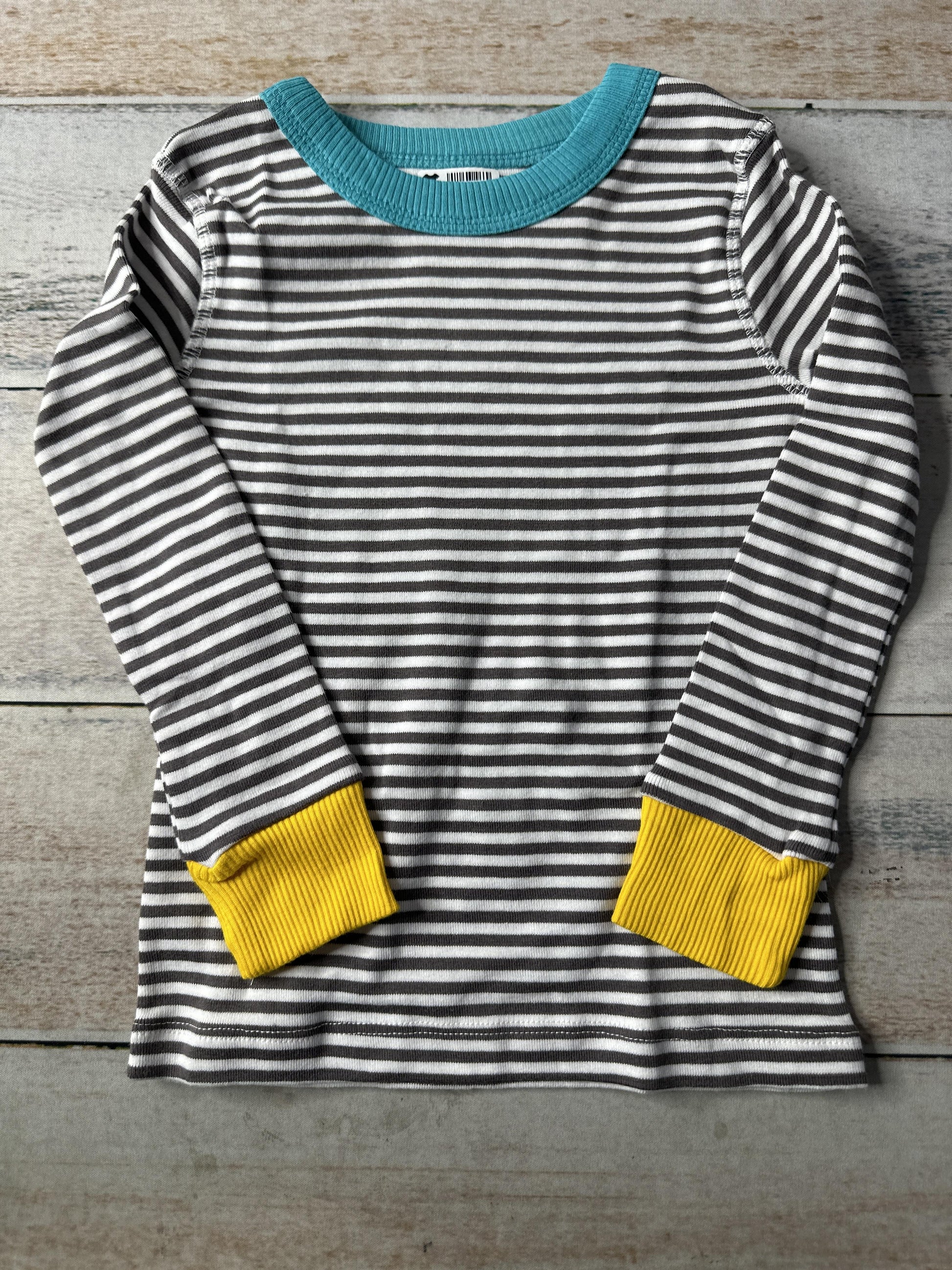 Mightly Unisex Grey | White Pajamas Size: 3T Grey | White