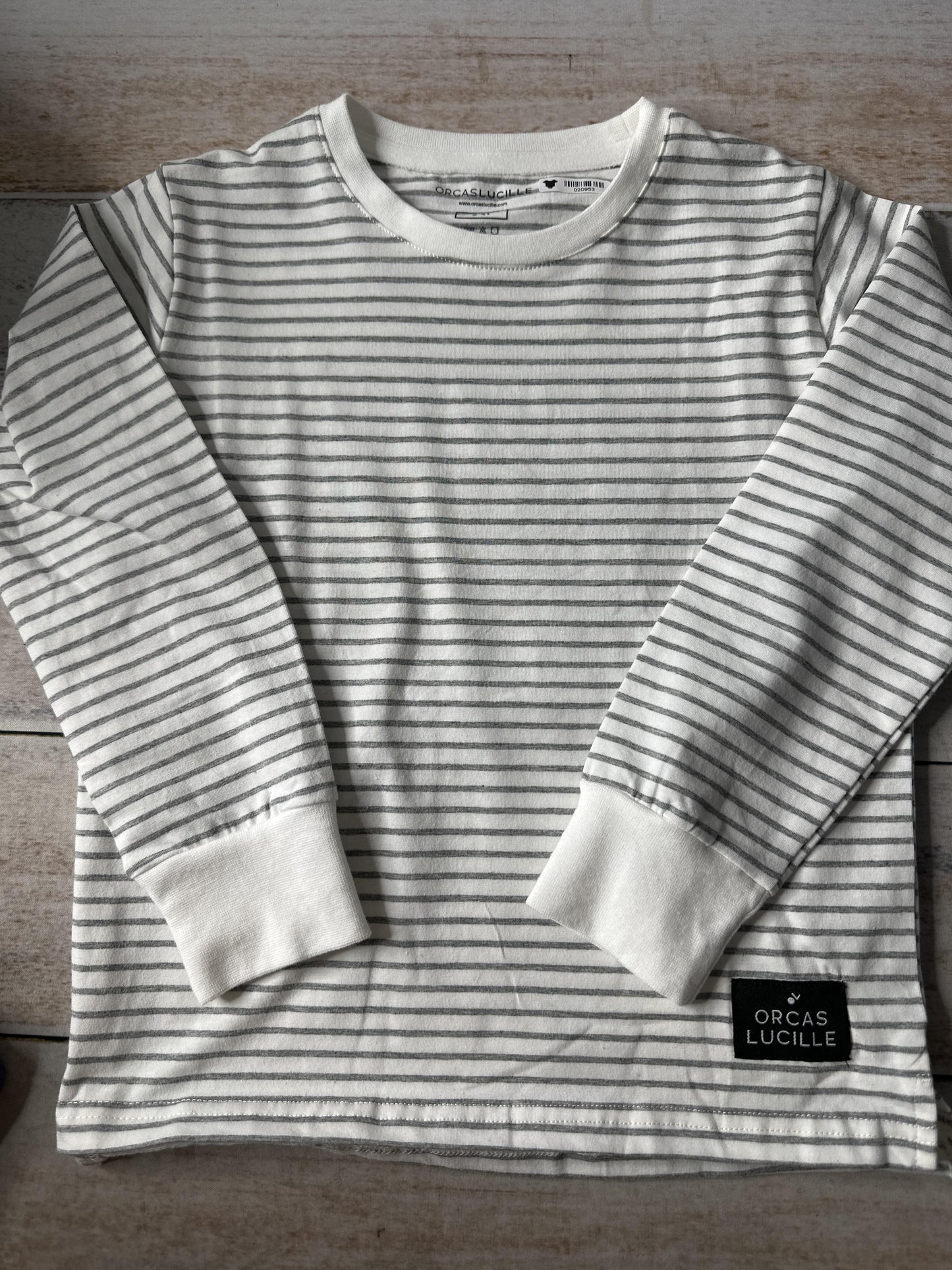 Orcas Lucille Unisex Grey | White Long Sleeve T-Shirt Size: 4T Grey | White