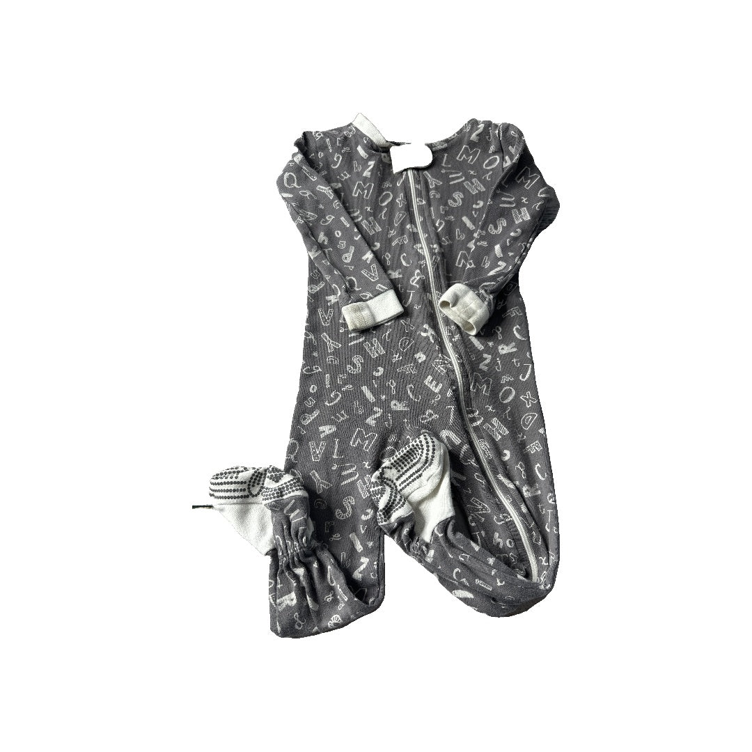 Burt's Bees Boys Grey | White Pajamas Size: 12 months Grey | White