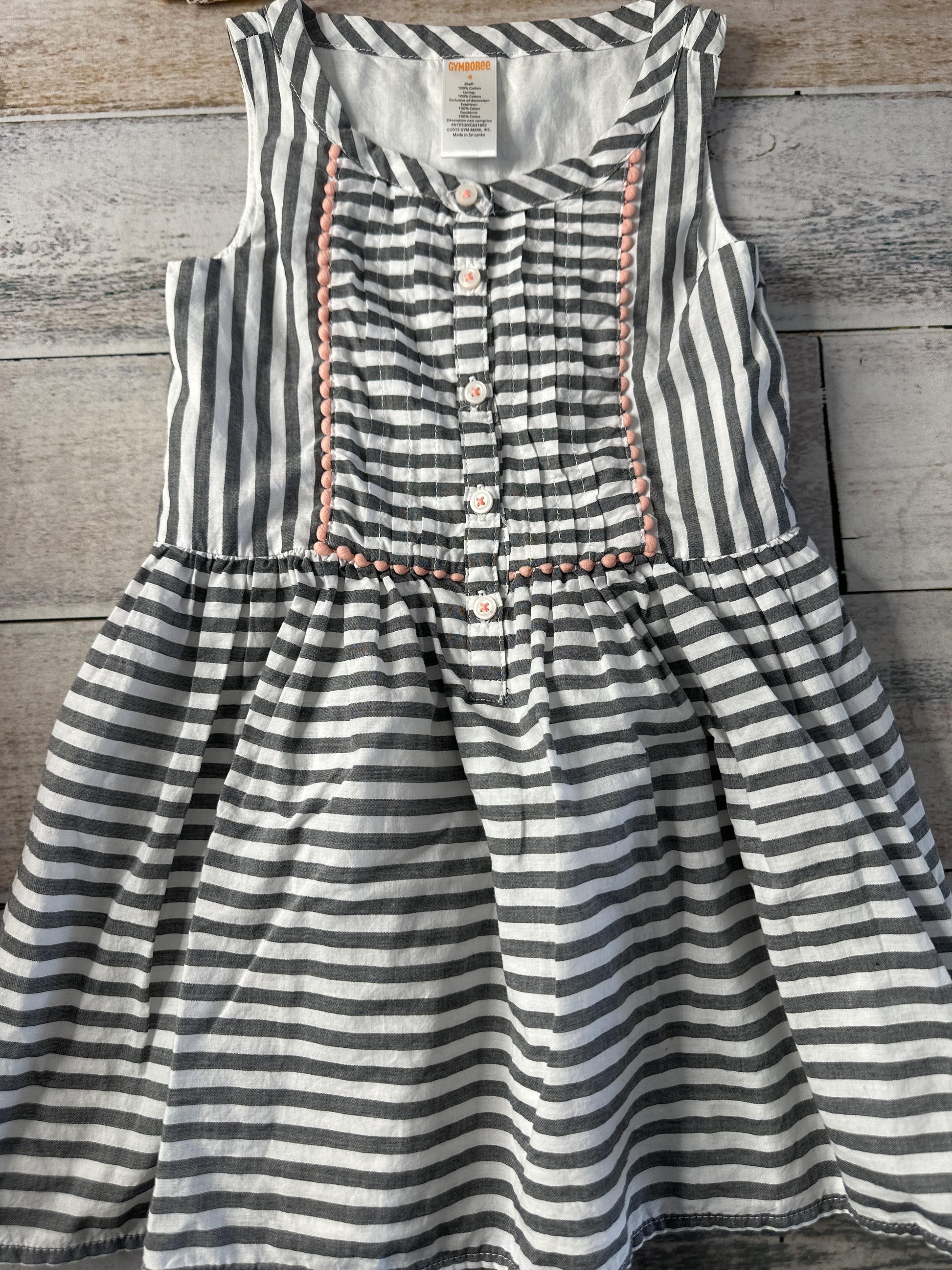 Gymboree Girls Grey | White T-Shirt Size: 4T Grey | White