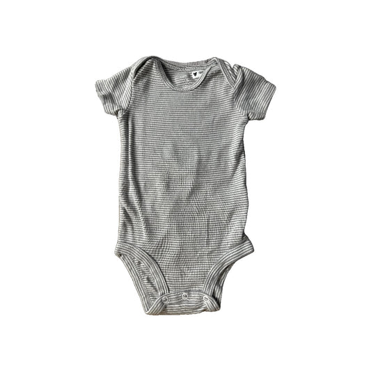 Carters Unisex Grey | White Onesie Size: 6 months Grey | White