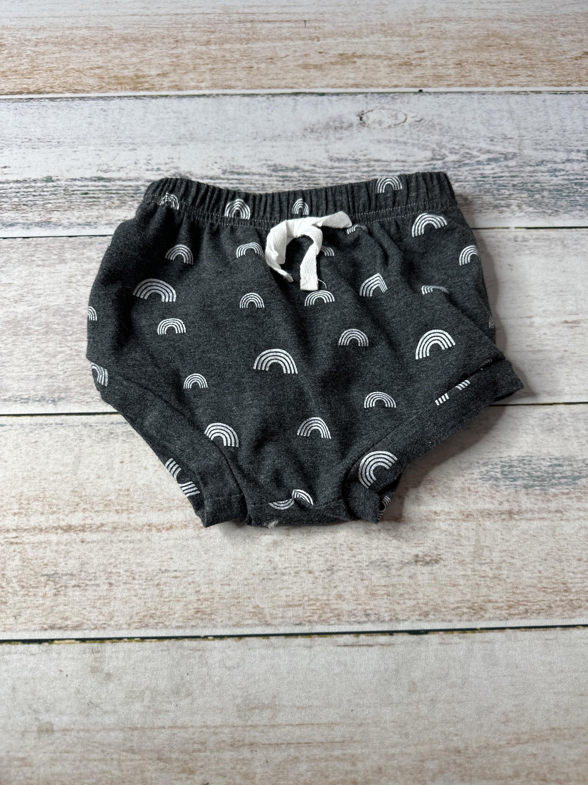 Unknown Girls Grey | White Shirt Size: 12-18 months Grey | White