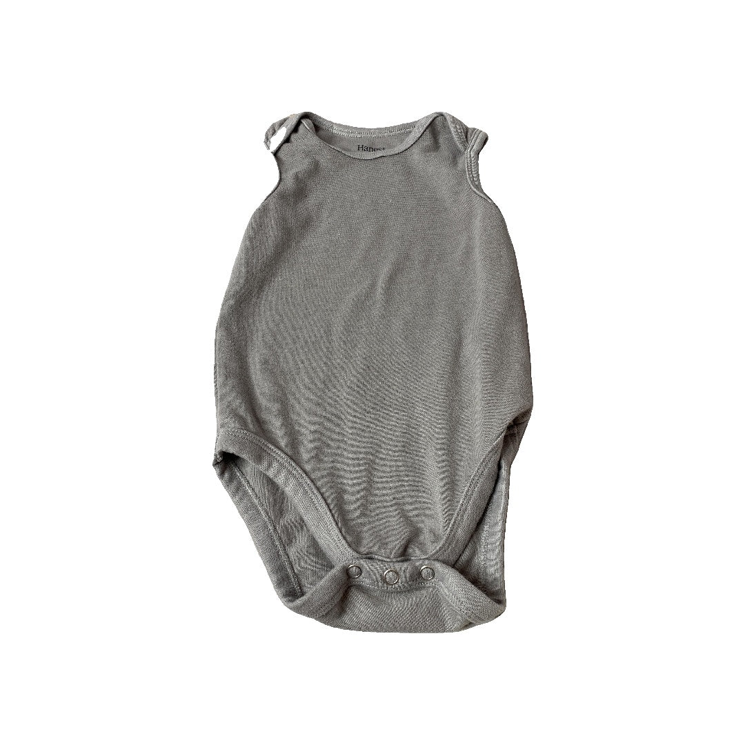 Hanes Unisex Grey Onesie Size: 12-18 months Grey