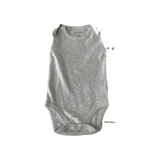 Mac and Moon Unisex Grey Onesie Size: 6 months Grey