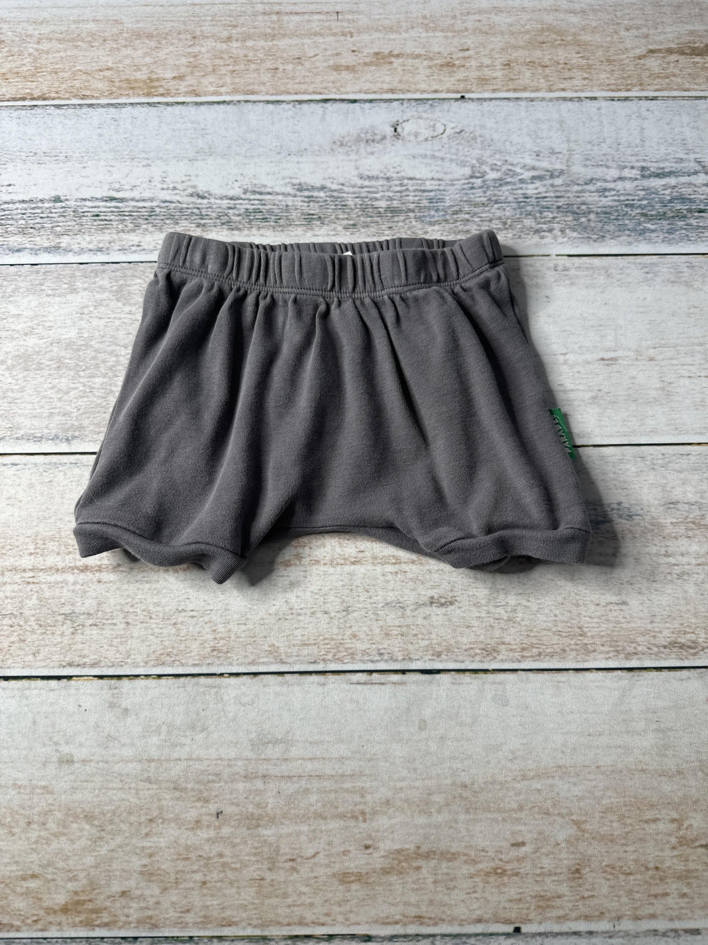 Parade Unisex Grey Shorts Size: 6-12 months Grey