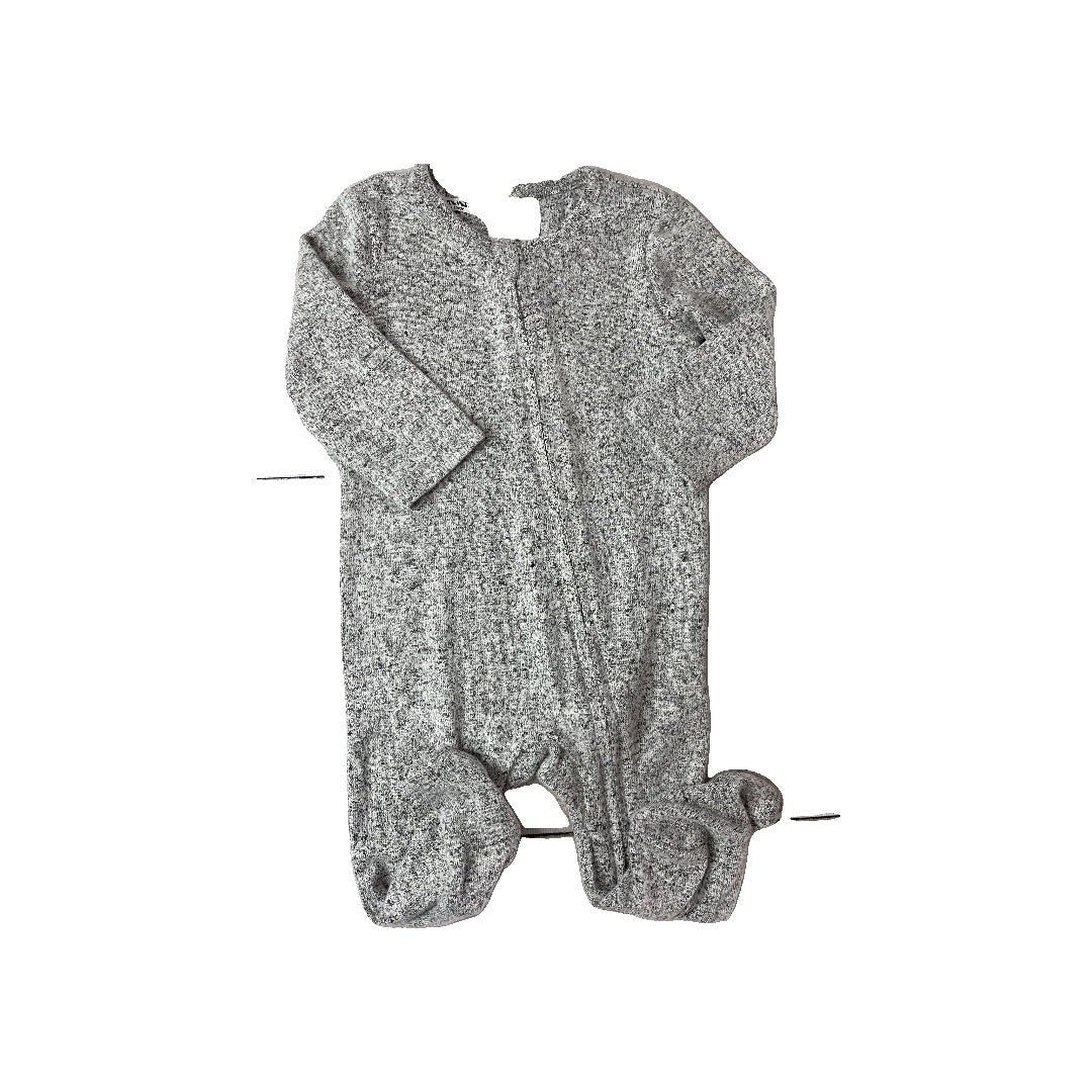 Unisex Grey Pajamas Size: 3-6 months Grey