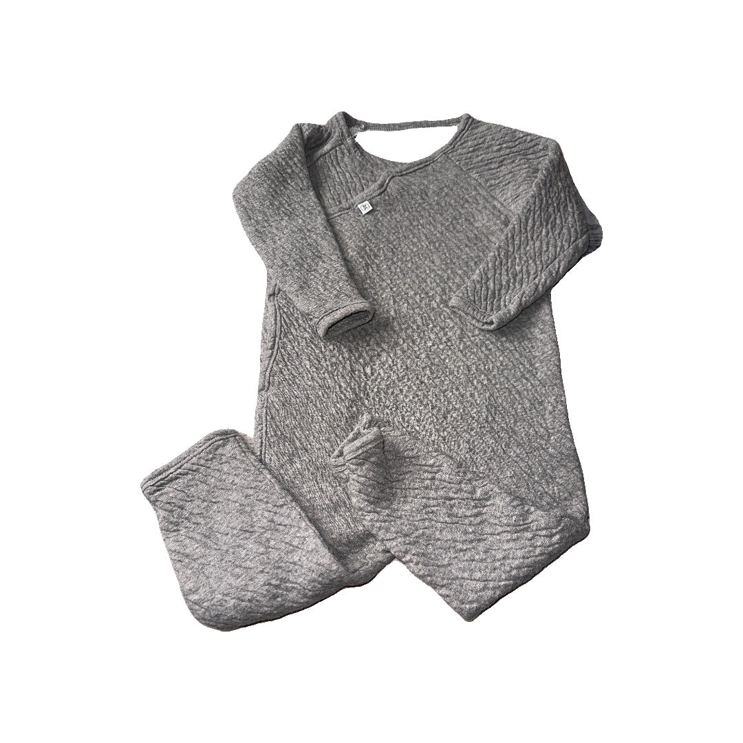 Burt's Bees Boys Grey Pajamas Size: 24 months Grey
