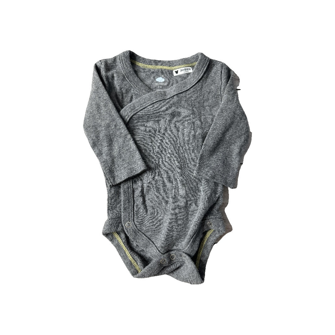Cloud Island Unisex Grey Onesie Size: 0-3 months Grey