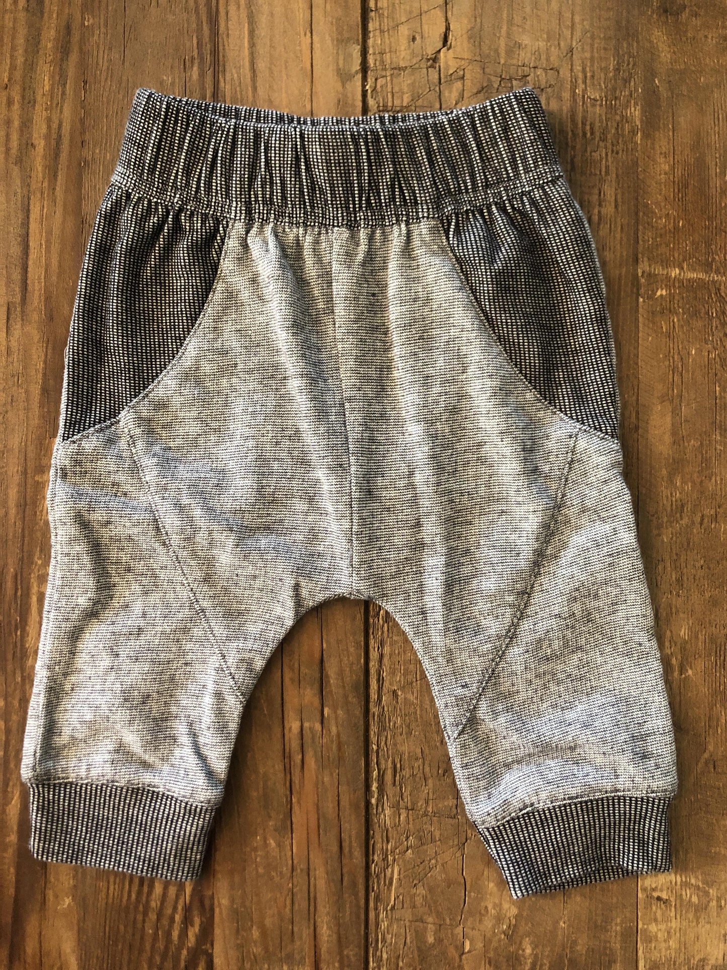Cat & Jack Boys Grey Pants Size: Newborn Grey
