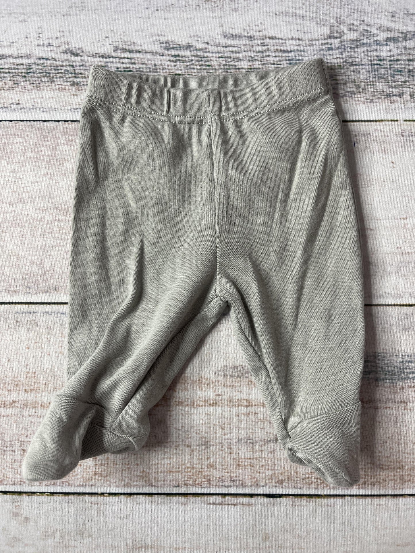 Monica + Andy Unisex Grey Pants Size: Preemie Grey