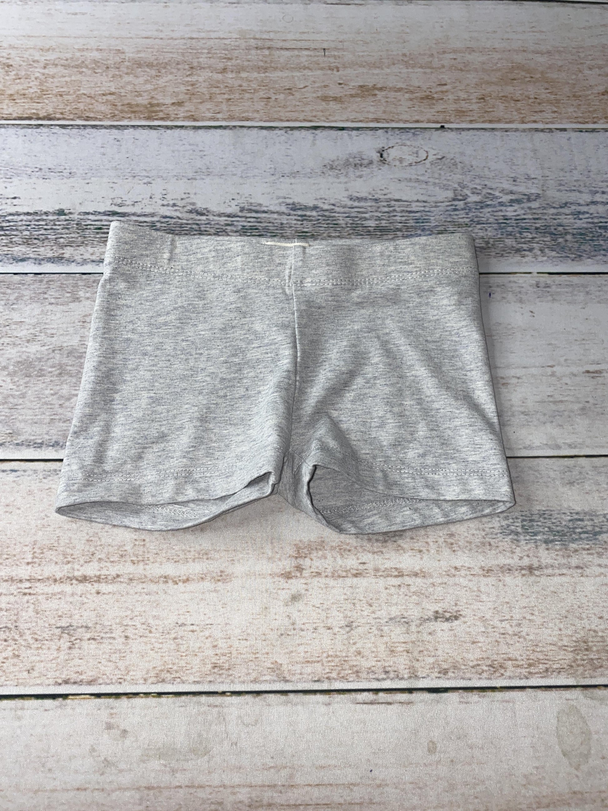 Tucker + Tate Girls Grey Shorts Size: 3T Grey