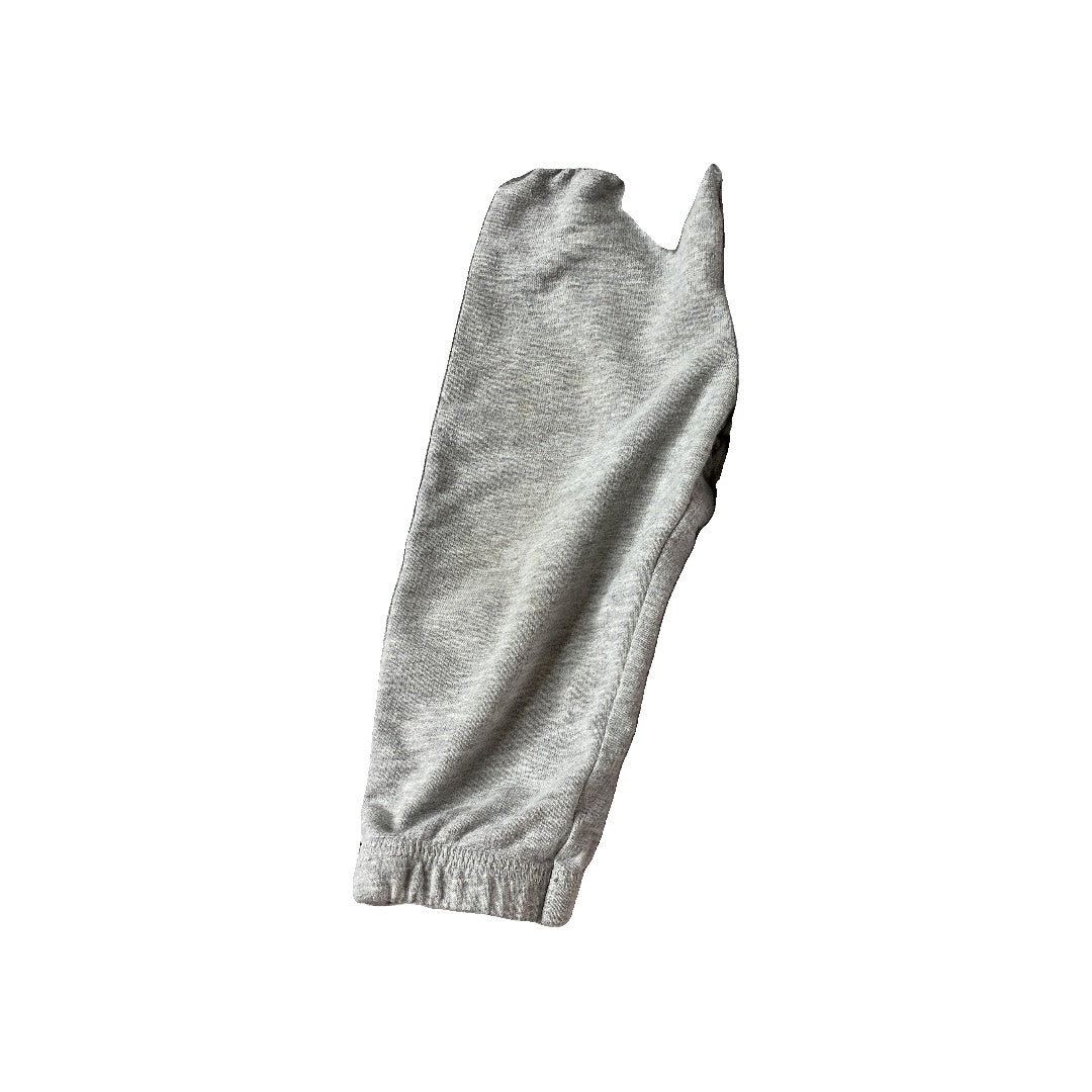 Carters Unisex Grey Pants Size: 6-9 months Grey
