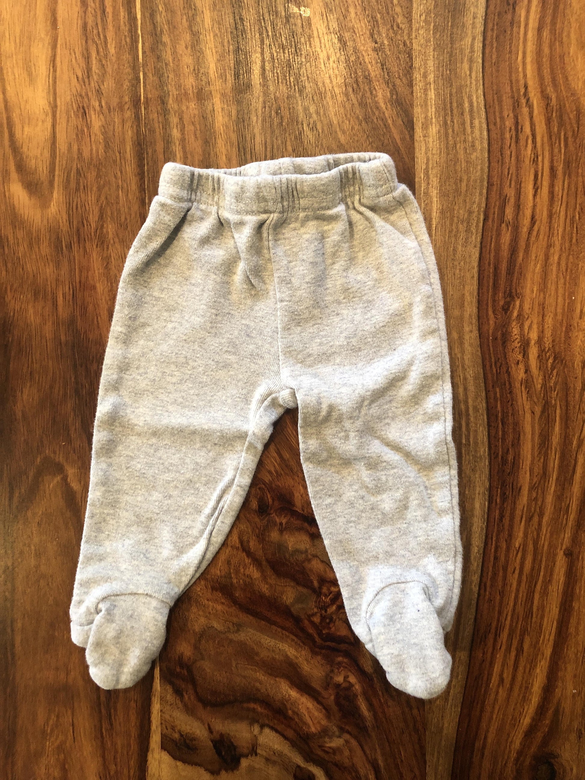 Carters Unisex Grey Pants Size: Newborn Grey
