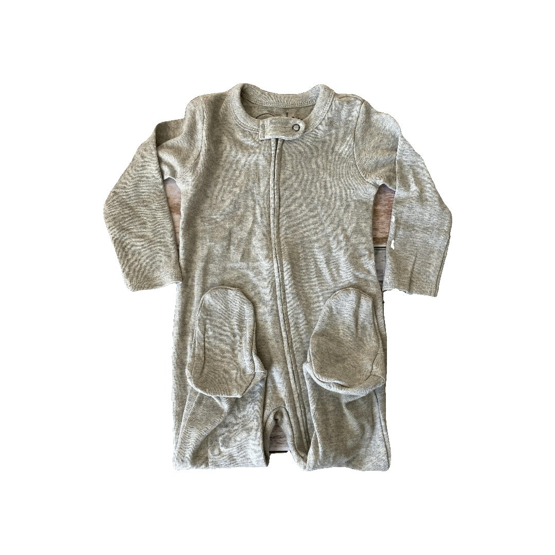 Finn + Emma Unisex Grey Long Sleeve Outfit Size: 3-6 months Grey