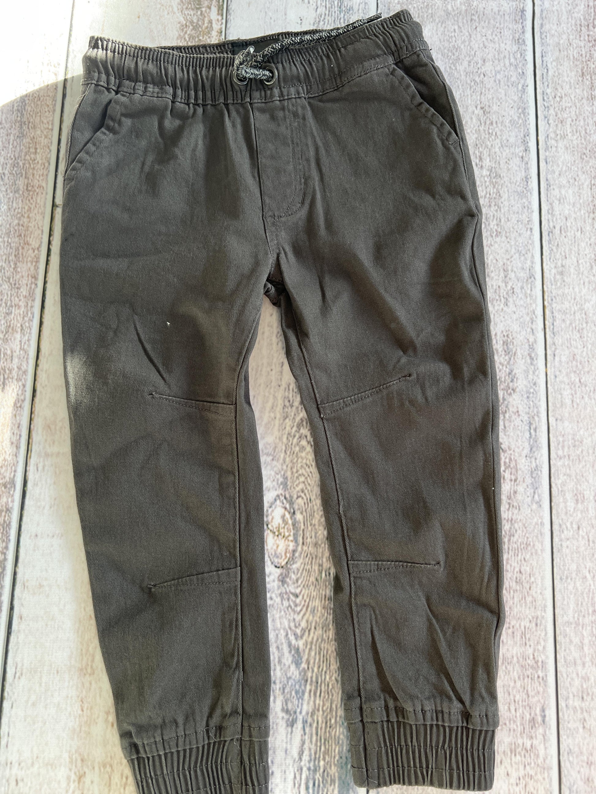 Joes Jeans Boys Grey Pants Size: 3T Grey